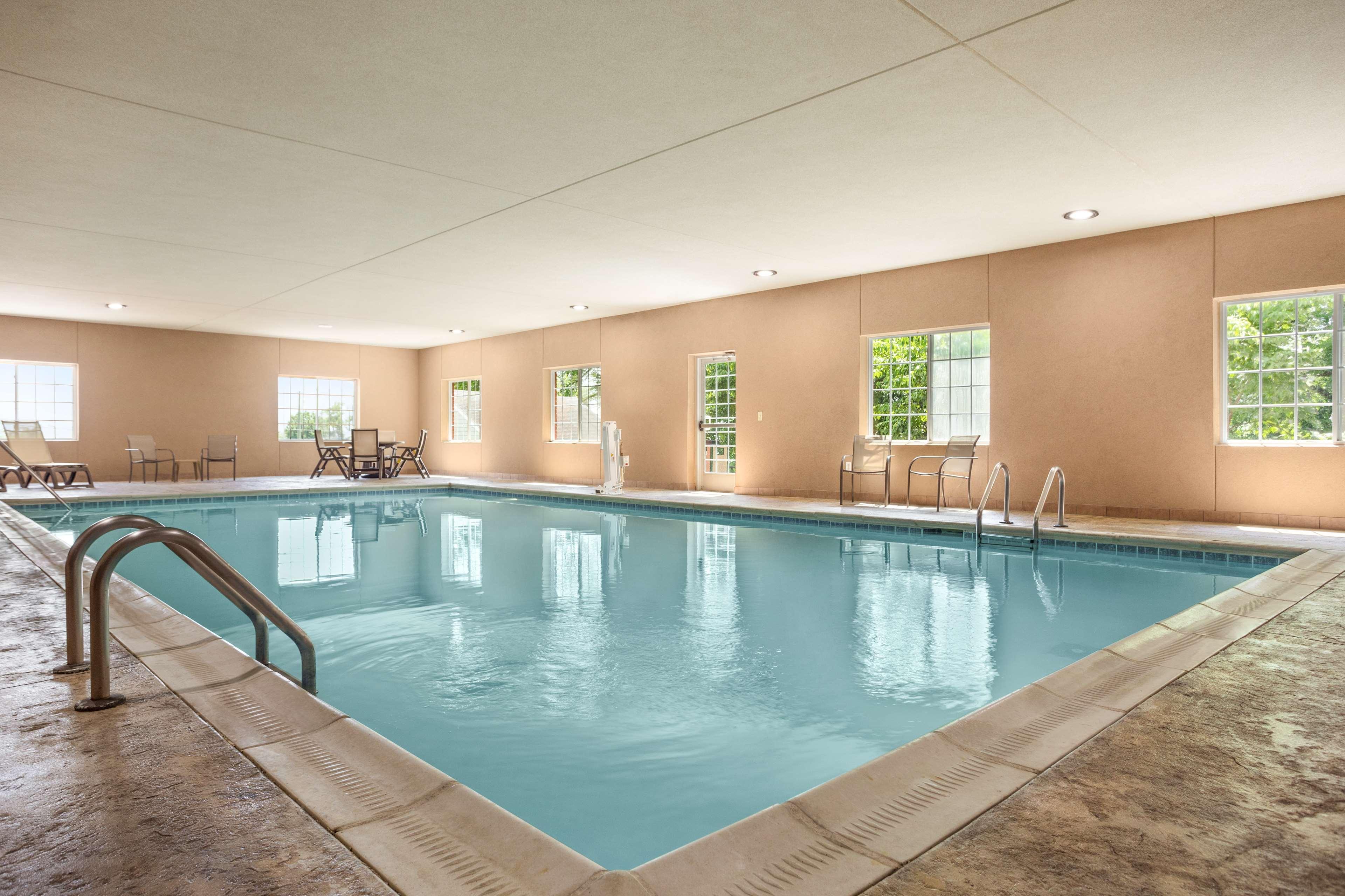 Country Inn & Suites By Radisson, Goodlettsville, Tn ภายนอก รูปภาพ